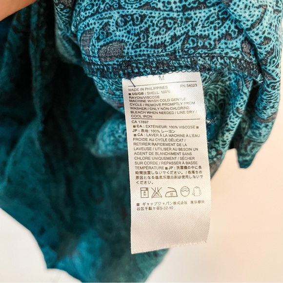 Banana Republic Factory Tie Neck Paisley Blouse - Picture 4 of 5